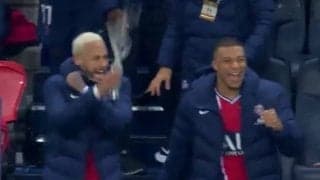 ネイマール PSGの勝利を祝って物議を醸す、SNSで批判も