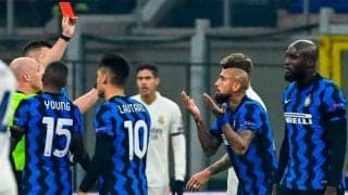 ビダルがレアル戦で2度目のレッド！CL史上3クラブで退場した数少ない選手に...