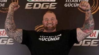 驚異のデッドリフト世界記録501kg達成　「世界最強の男」32歳誕生日に甦る衝撃シーン