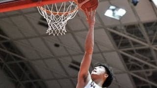 第8節のベストオブタフショット…1位は橋本拓哉のブロックをかわす巧みな逆転レイアップシュート