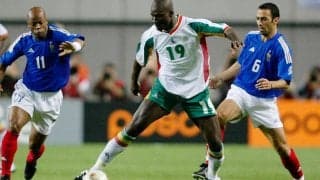 セネガルレジェンドのディオプ氏が42歳で死去…日韓W杯で活躍した長身MF