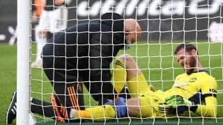 ヒザ強打で負傷交代のデ・ヘア、状況は…？