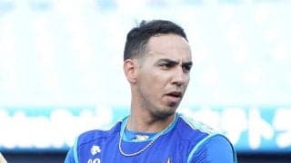 DeNAソトが3年契約で残留決定　日ハム村田＆マルティネス退団…2日発表、各球団の去就は？