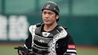 球場に届いた批判の手紙、3日間泣いた札幌の夜…　甲斐拓也が激白する中傷と苦悩の1年