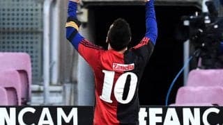 ニューウェルズ、問い合わせ殺到の93年ユニフォームを再販 故マラドーナの着用モデル