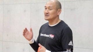 岩手が秋田豊監督の続投発表 「『J2昇格』を、来季こそは」