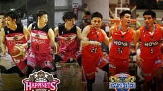 秋田ノーザンハピネッツが攻撃的なディフェンスで広島ドラゴンフライズのボール運びに襲い掛かる