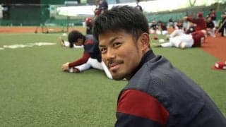 楽天今江コーチ、引退の青山＆久保と笑顔溢れる3S公開　「一緒にユニホーム楽しみ」