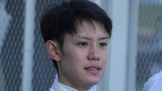 【JRA】菱田裕二騎手が落馬負傷、右大腿骨近位部骨折の疑い