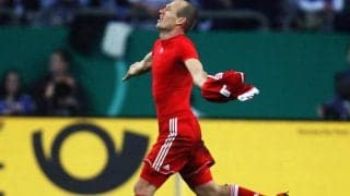 【スーパーゴール図鑑/バイエルン編】サイドをぶち抜き相手を置き去りにしたロッベンが決めたトレードマークゴール