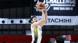 今季初の“東京ダービー”はサンロッカーズ渋谷に軍配、ケリーのフリースローで劇的幕切れ