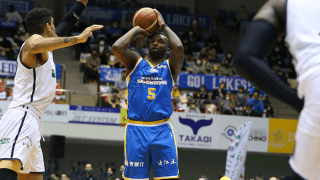終始強度の高いディフェンスを見せた滋賀レイクスターズ、東地区首位の宇都宮ブレックスから白星獲得