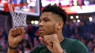 「ここが俺のホームなんだ」。アデトクンボがバックスと5年約235億円の延長契約を締結