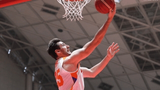 新潟アルビレックスBBが三遠ネオフェニックスを退け連敗脱出、アレンが勝負どころで連続得点