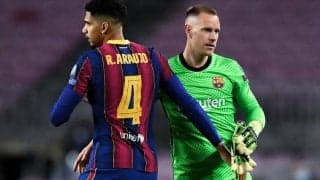 長期離脱となったピケの穴を埋めるアラウホ、クーマン監督も「勇敢な少年」と称賛