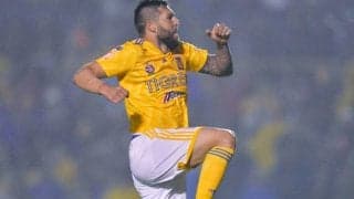 【珍プレー好プレー】プスカシュ賞候補にも選ばれた元フランス代表FWジニャックの豪快バイシクル《2020年3月・好プレー》