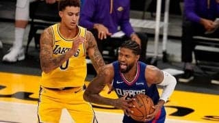 【NBA】珍プレーで口あんぐり　まさかの“審判へ高速パス”に米爆笑「どフリーだったもんね」