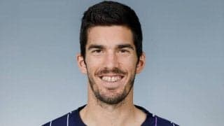 ヒザの大ケガに見舞われたDFカルロス・グティエレスが福岡と契約更新！Jデビューの今季は5試合の出場に