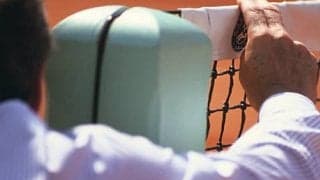  3度の八百長発覚で出場停止に 