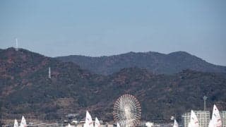 南西へ振れる風で2レース実施。蒲郡420全日本2日目