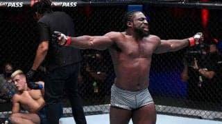 【名珍場面2020】頭部に「地獄エルボー」から10連打　UFCの“無慈悲な143秒KO”に米戦慄「やりすぎだ」