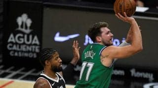 ドンチッチ率いるマブスが前半でクリッパーズに“歴史的な大差”をつけて今季初勝利