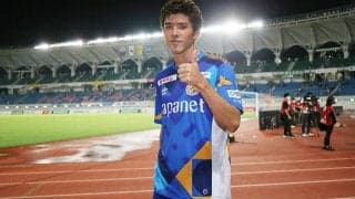 長崎がチーム最多7ゴールの富樫敬真と契約更新！ 36歳のベテランGK徳重健太とも