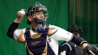オリックス山崎勝己、果たせなかった2年前の約束　引退試合で願った301安打目