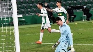 カゼミロとは違った 問答無用クルトワが主審に噛みつく「理解不能な笛」