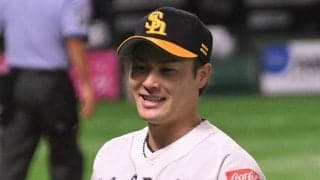 鷹に新たな“画伯”誕生!?　年男の左腕が描いたのは「牛っぽい犬？　犬っぽい牛？」