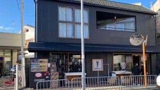 まるでカフェの装い！　大阪・ラケットプラザ石橋店がリニューアルオープン!!