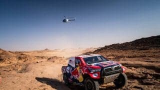 ダカール2021：ステージ2でトヨタのアル‐アティヤがベストタイム。総合首位はペテランセルに