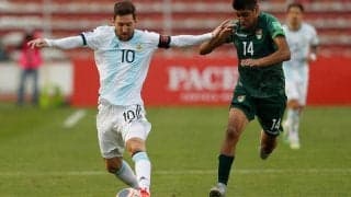 クリスマスの奇跡！？ピッチに侵入したお騒がせ犬の”ほっこり”後日談が話題に