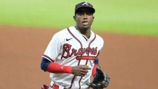 日本で話題呼ぶ？　ロッテ新助っ人のスーパーモデル婚約者が「本当に美しい」