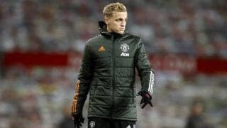 出場機会が増えないファン・デ・ベークを心配するベルバトフ氏「何かがうまくいっていない」