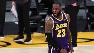 ブルズとの接戦を制したレイカーズ、ローテーションの変化にレブロン「僕らは異なるラインナップに慣れようとしている」