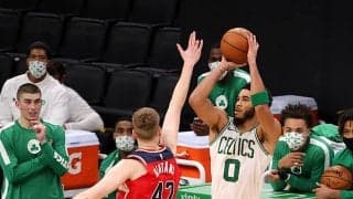 ジェイソン・テイタムがブラッドリー・ビールとのトラッシュトークについて「特別なことだし、彼と戦えることがとても大好きだ」