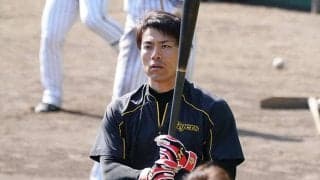 元阪神の伊藤隼太、“1日限定”大胆ヘアスタイル披露にファン「久保田利伸に」