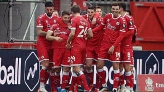 リーズが4部クローリーに惨敗で敗退…ブライトンは土壇場で痛恨ミスのGKスティールが4度のPKストップで汚名返上《FAカップ》