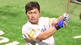 鷹・中村晃、貴重な打撃動画もまさかの“オチ”「ピントがほぼネット」