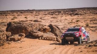 ダカール2021：ステージ8でアル‐アティヤが5本目のステージウイン、ローブはリタイア