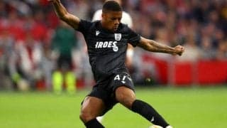 元アーセナルFWアクポンがギリシャで決めたアクロバティックな低空オーバーヘッド【インクレディブル・ゴールズ】