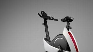 コナミスポーツ、家庭用エアロバイクの最新モデルは本格派で24万円！