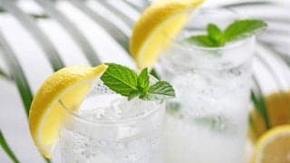 炭酸水の種類や味を徹底解説！ダイエットへの取り入れ方もご紹介