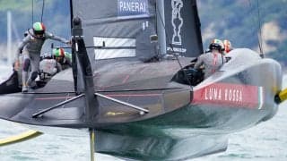 プラダカップ2日目。風弱くノンフォイリングの戦いに