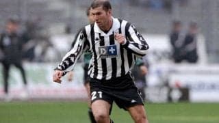 まるで優雅なダンス! フェイント1つで3人を抜くジダンのエレガントゴール【スーパーゴール図鑑/ユベントス編】