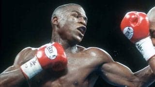 23歳のメイウェザー、全勝の強豪王者を5度も倒した圧巻TKOに米興奮「やはり史上最強」