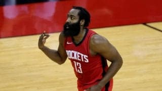 不要になったジェームズ・ハーデンのジャージを渡すと無料で洗車ができるサービスが話題