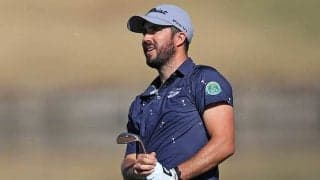 手の位置が地面すれすれ　クセの強すぎるパットに米笑撃「何だこれ！」「ジョーク？」