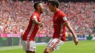 生粋の点取り屋レヴァンドフスキが見せたエレガントなヒールパス【ベスト・アシスト】